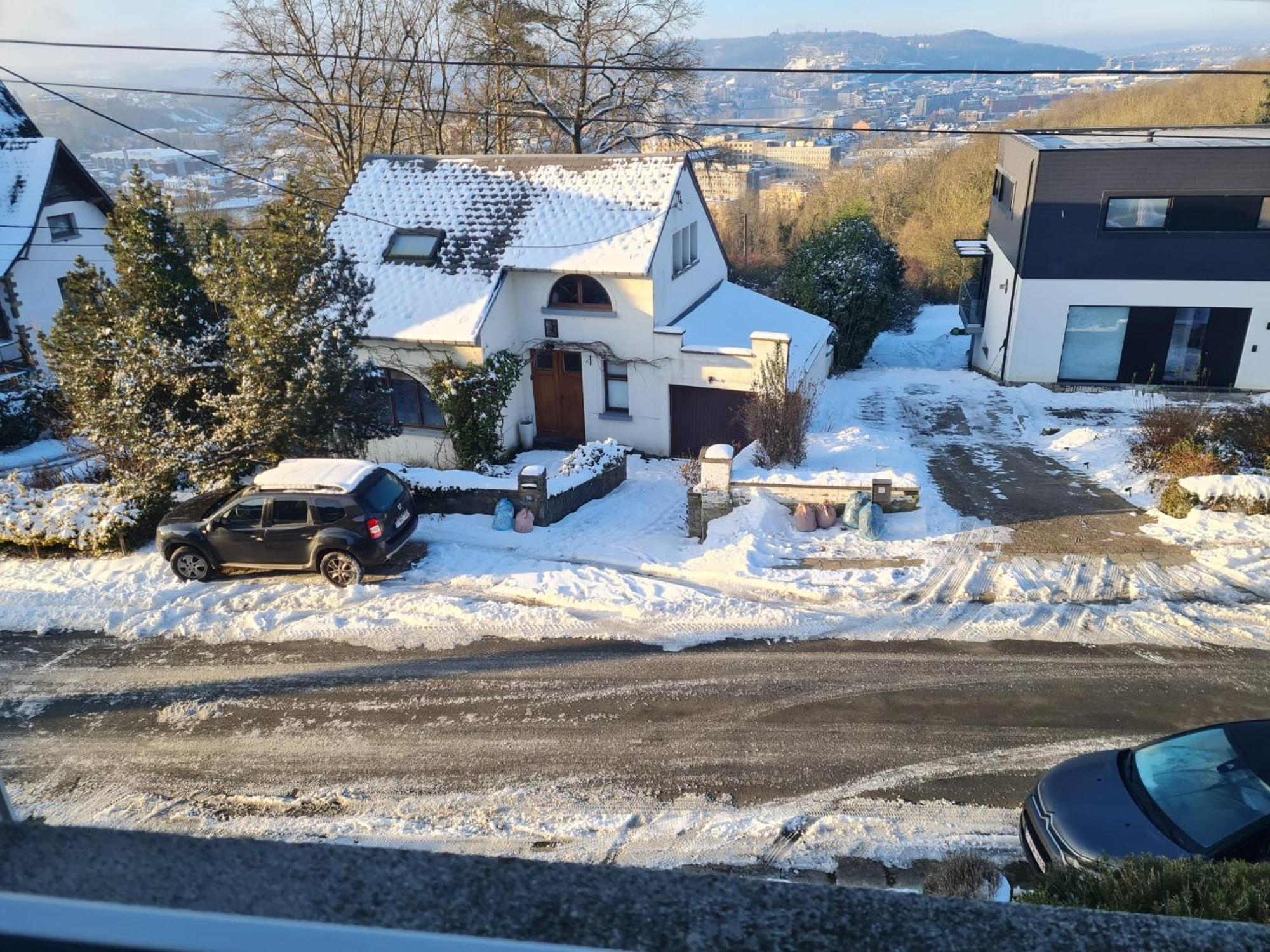 Bed Vue Sur Vallee De La Meuse Namur Bouge Exterior photo